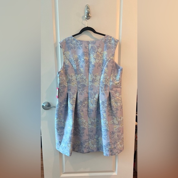 Vince Camuto Lavender Floral Midi Dress NWT - Picture 9 of 16